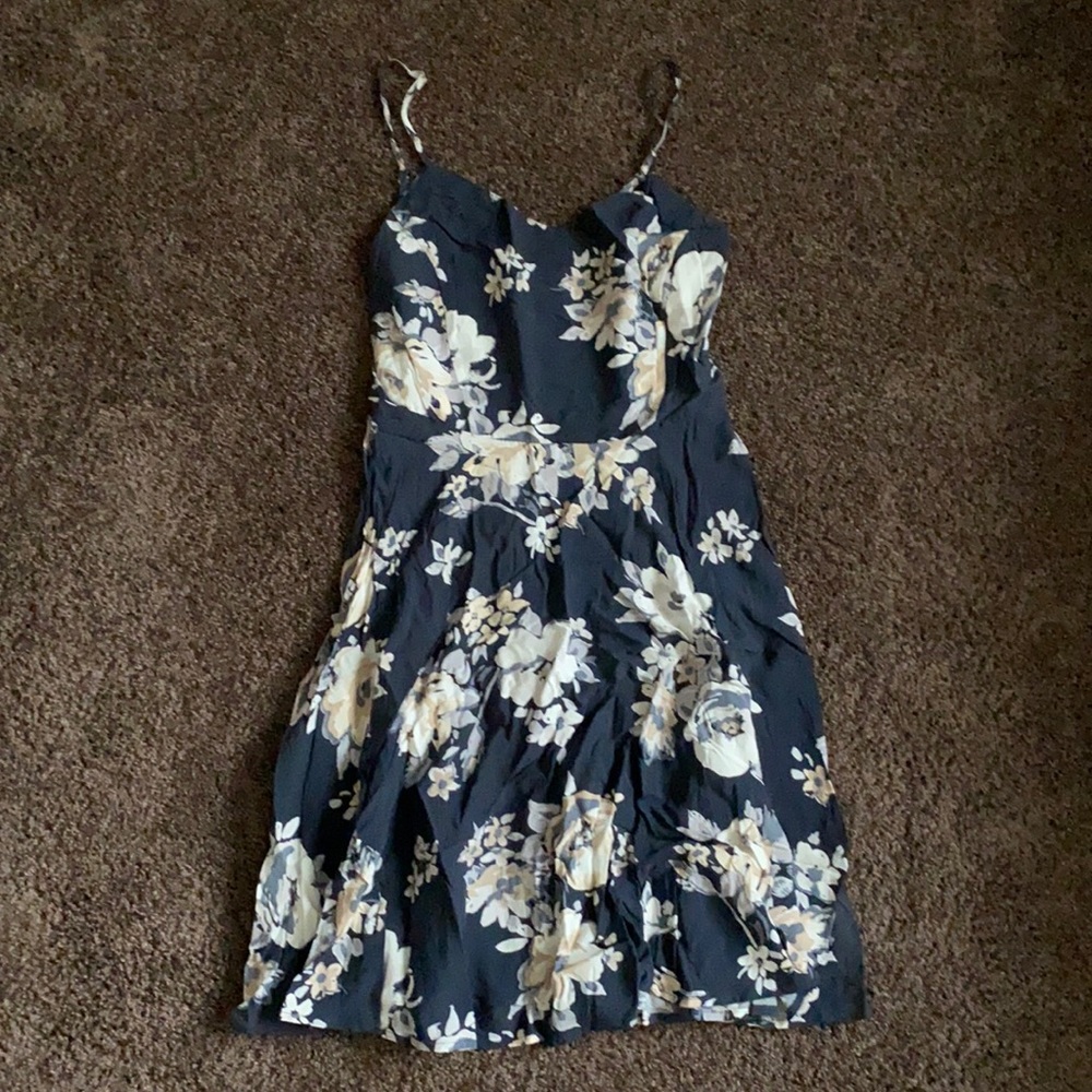 NEW Old Navy Floral V-Neck Dress